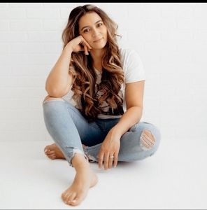 Meet your Posher, Lorena